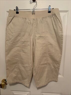 Denim and Co. pull on Capri pants